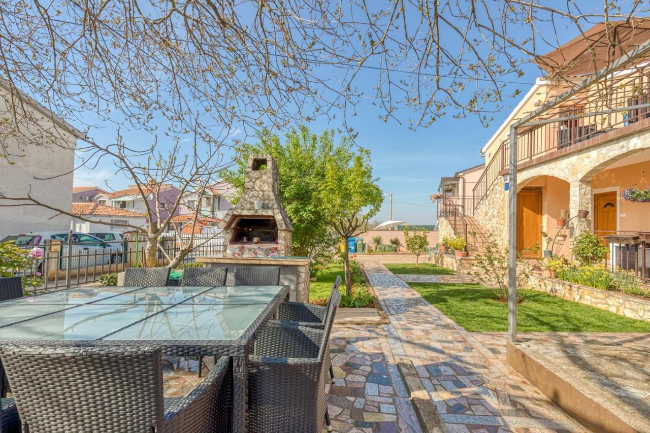 Apartment Slavko Cancini Kukci Kültér fotó